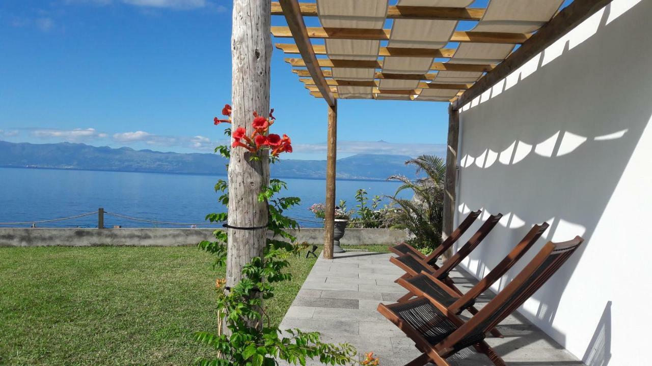 Casa D'Avo Guesthouse And Apartment Urzelina Esterno foto